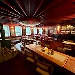 & Restaurant Pod Certakem 3*